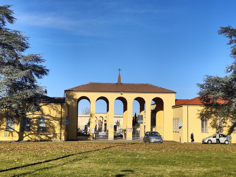 Cimitero (camposanto)